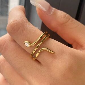 Size 7 | 18K Gold Plated Snake Ring